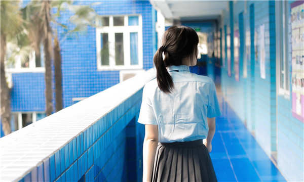 宝塔如何找到一个可以帮助我生孩子的女人？